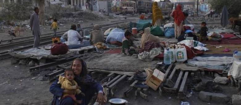 Países, como o Paquistão (foto), convivem com a extrema pobreza Países, como o Paquistão (foto), convivem com a extrema pobreza