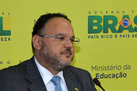O valor da taxa de inscrição é R$ 35 e pode ser pago até 28 de maio O valor da taxa de inscrição é R$ 35 e pode ser pago até 28 de maio