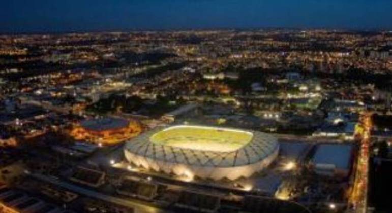 Arena Amazônia, R$ 1 milhão de gastos por mês para 20 jogos por ano Arena Amazônia, R$ 1 milhão de gastos por mês para 20 jogos por ano
