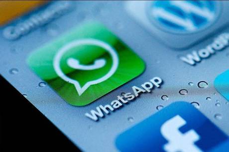 WhatsApp domina mercado de mensagens com 400 mi de usuários WhatsApp domina mercado de mensagens com 400 mi de usuários