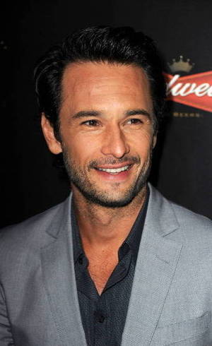 Rodrigo Santoro Afirma Que Latinos Se Destacam Em Hollywood Por Fugirem De Estereotipos Entretenimento R7 Cinema E Series