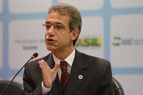 Brasil está acima da Argentina (52,8%), Uruguai (52,6%) e Chile (51,1%) no número de autorização para a doação de órgãos Brasil está acima da Argentina (52,8%), Uruguai (52,6%) e Chile (51,1%) no número de autorização para a doação de órgãos