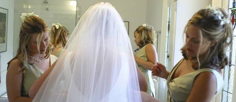 Lançada em 2012, plataforma online promete facilitar a organização do casamento Lançada em 2012, plataforma online promete facilitar a organização do casamento