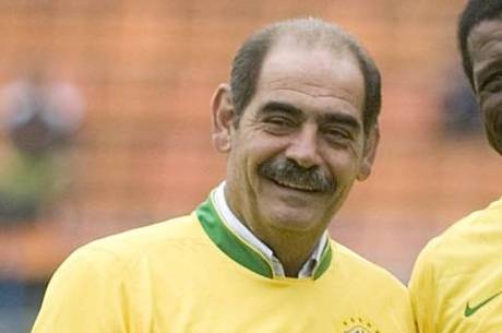 Rivellino é um dos maiores atletas da história do futebol brasileiro