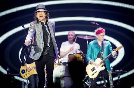 Rolling Stones retomam turnê após a morte da namorada de Jagger