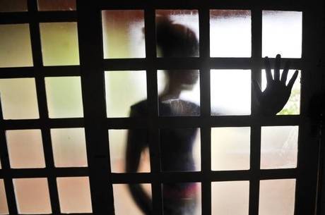 Maior parte dos casos de estupro acontece dentro de casa Maior parte dos casos de estupro acontece dentro de casa