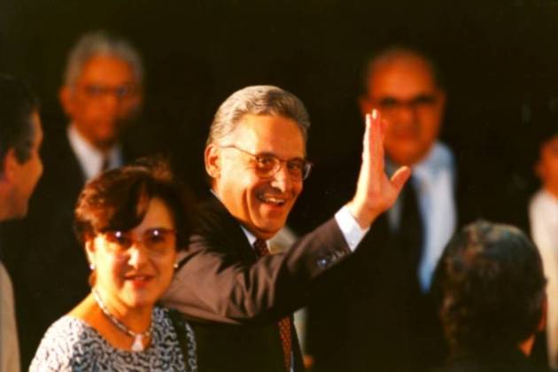 O poder faz bem? Compare o antes e o depois de Dilma e ex-presidentes ...