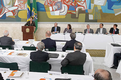 Dilma falou ao Conselho de Desenvolvimento Econômico e Social