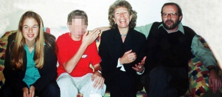 Suzane von Richthofen (esquerda) foi condenada a 39 anos de prisão pela morte dos pais, Marísia e Manfred (direita) Suzane von Richthofen (esquerda) foi condenada a 39 anos de prisão pela morte dos pais, Marísia e Manfred (direita)