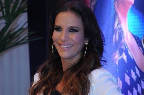 Ivete Sangalo já colhe frutos do DVD recém-lançado Ivete Sangalo já colhe frutos do DVD recém-lançado