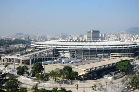Por do Sol na Rampa da UERJ, Estádio Maracanã Rio de janeir…