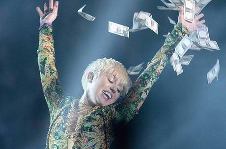 Miley Cyrus ainda fará os shows em São Paulo e no Rio de Janeiro
