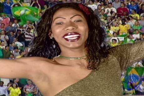 Ines Brasil em seu clipe oficial para a Copa
Ines Brasil em seu clipe oficial para a Copa