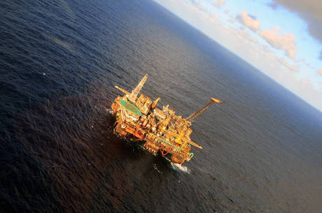 Nos primeiros seis meses do ano, a produção total de petróleo ficou em 1,947 milhão de barris de óleo por dia