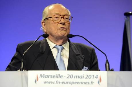 Jean-Marie Le Pen: "Eu não sou Charlie" Jean-Marie Le Pen: "Eu não sou Charlie"