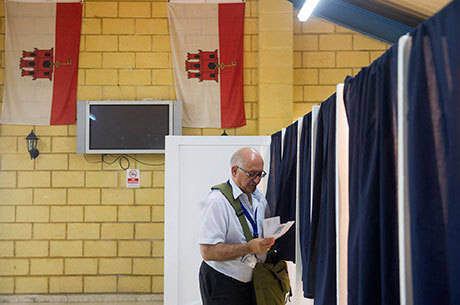 Mais de 500 milhões de cidadãos são esperados para participar das eleições durante quatro dias de votação Mais de 500 milhões de cidadãos são esperados para participar das eleições durante quatro dias de votação