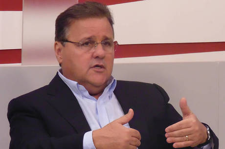 Candidato ao senado, Geddel foi condenado a pagar multa de R$ 206 mil por propaganda irregular Candidato ao senado, Geddel foi condenado a pagar multa de R$ 206 mil por propaganda irregular