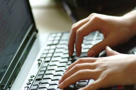 Especialistas divergem sobre poder de alcance das redes, mas concordam que candidatos não podem ignorar debate na internet Especialistas divergem sobre poder de alcance das redes, mas concordam que candidatos não podem ignorar debate na internet