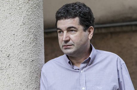 Paulo César de Araújo escreveu livro sobre bastidores de proibição Paulo César de Araújo escreveu livro sobre bastidores de proibição