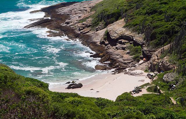 Tira Tudo E Cai Na Gua Conhe A Praias De Nudismo No Brasil Fotos R Viagens