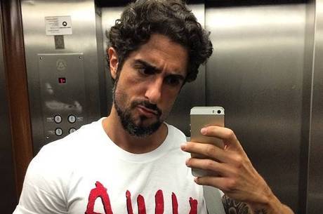 Marcos Mion lamenta morte de Fausto Fanti Marcos Mion lamenta morte de Fausto Fanti