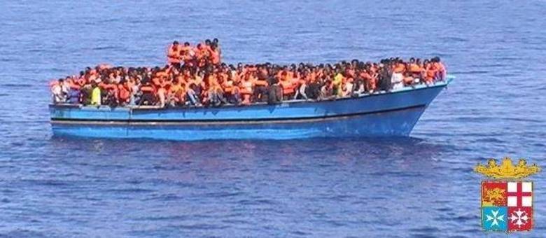 Cerca de 60 mil imigrantes africanos já chegaram à costa italiana em 2014
Cerca de 60 mil imigrantes africanos já chegaram à costa italiana em 2014
