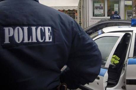 O proprietário do local no qual morava a mulher fez a descoberta inusitada
O proprietário do local no qual morava a mulher fez a descoberta inusitada