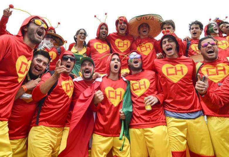 Fan De Futebol Mexicanos No Quadrado Vermelho Em Moscou Sombreiros