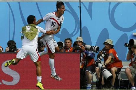 [COPA 2014]Costa Rica faz a mamma chorar e fecha o tempo na terra da rainha