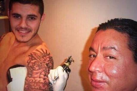 Esta Foi Demais Icardi Tatua A Imagem Dos Filhos De Maxi Lopez Esportes R7 Futebol