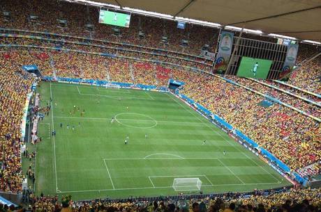 Estádio de Brasília registra segundo maior público da primeira fase da Copa  - Futebol - R7 Copa do Mundo 2014