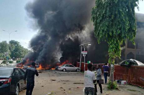 A explosão ocorreu em lugar de grande movimento comercial da capital nigeriana
A explosão ocorreu em lugar de grande movimento comercial da capital nigeriana