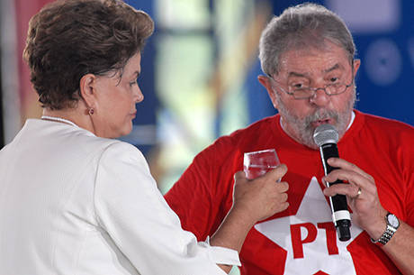 Presidente participou de evento ao lado do ex-presidente Luiz Inácio Lula da Silva
Presidente participou de evento ao lado do ex-presidente Luiz Inácio Lula da Silva