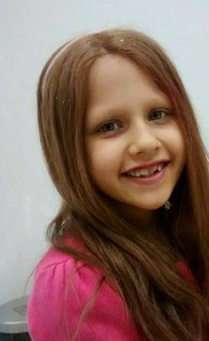 Alanna Anders foi diagnosticada com câncer, mas continuou a estudar usando a plataforma Moddle em um tablet Alanna Anders foi diagnosticada com câncer, mas continuou a estudar usando a plataforma Moddle em um tablet