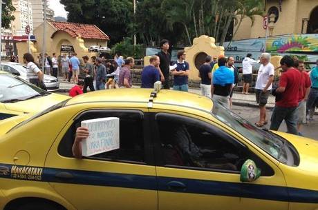 Torcedores ficam à espera do milagre do ingresso
Torcedores ficam à espera do milagre do ingresso
