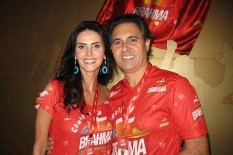 Lisandra Souto fala sobre namoro com Gustavo Fernandes