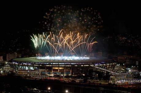 Maracanã dá adeus à Copa com show de fogos na final do Mundial