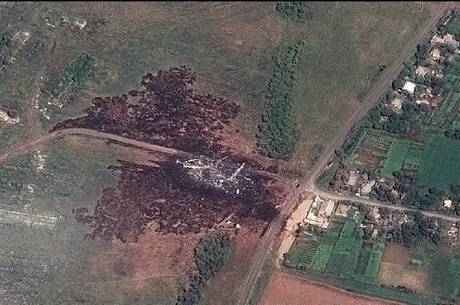 Missão tem como objetivo ajudar no recolhimento de destroços e na realização de uma investigação no local da catástrofe Missão tem como objetivo ajudar no recolhimento de destroços e na realização de uma investigação no local da catástrofe