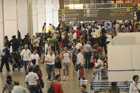 Aeroporto de Brasília vai funcionar em esquema especial entre 15 de dezembro e 10 de janeiro Aeroporto de Brasília vai funcionar em esquema especial entre 15 de dezembro e 10 de janeiro