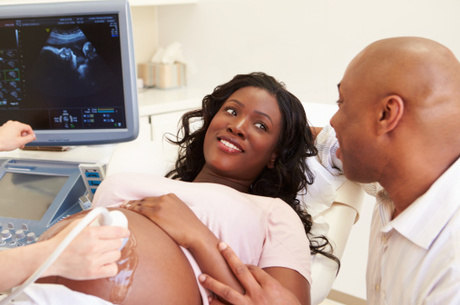 Homens podem fazer pré-natal junto com suas mulheres grávidas no SUS -  Notícias - R7 Saúde