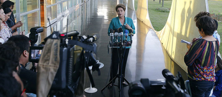 Dilma convocou jornalista para coletiva de imprensa sem pauta definida