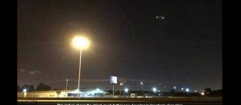 Objeto oval luminoso foi fotografado no Texas