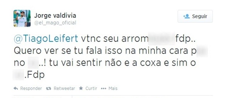 Valdivia soltou o verbo contra o apresentador Tiago Leifert por meio de sua conta no Twitter