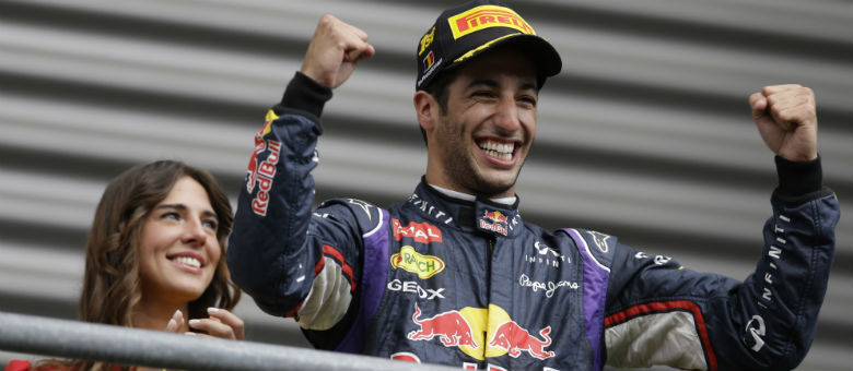 Primeiro no Canadá e na Bélgica, Ricciardo é o único piloto fora da Mercedes a ter vencido na F-1 este ano
