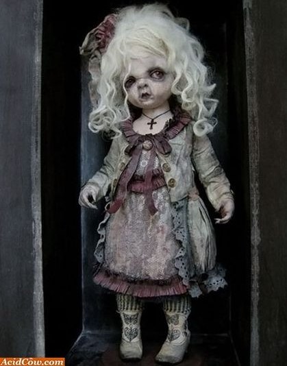 Boneca se mexe virando a cabeça #boneca #asustador #bizarro #medo