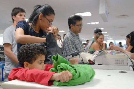Na cidade de São Paulo, as vendas realizadas na semana do Dia das Crianças caíram 4,8% Na cidade de São Paulo, as vendas realizadas na semana do Dia das Crianças caíram 4,8%