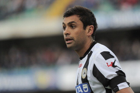 Danilo, da Udinese, se meteu um confusão no treino