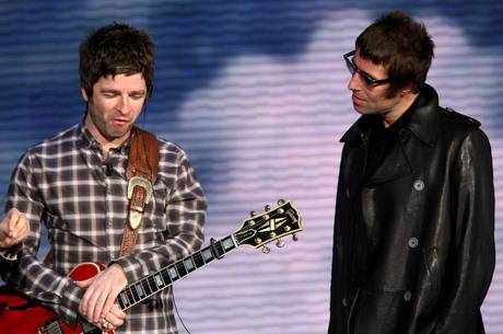 Noel Gallagher afirma que só voltaria com Oasis por dinheiro