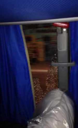 Ônibus do Tupi foi apedrejado
