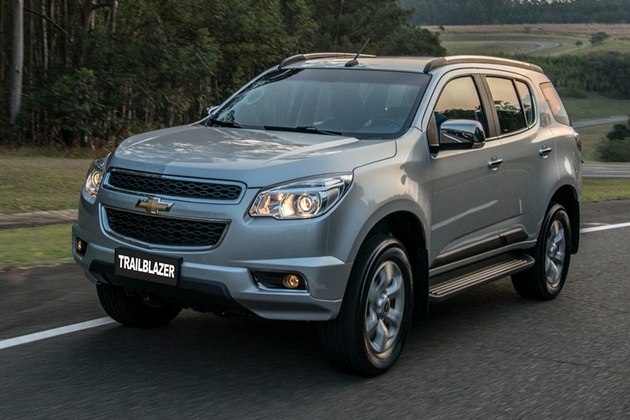 Chevrolet Trailblazer ganha motor de 277 cv com injeção direta e acabamento  bicolor na linha 2015 - Fotos - R7 Carros